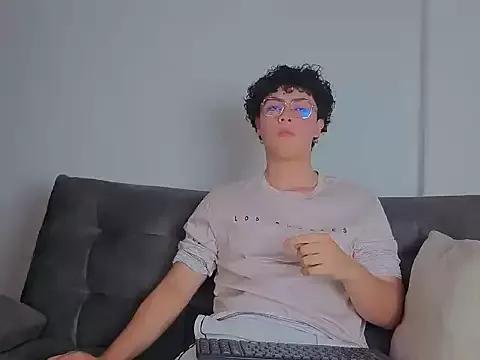 Ethan_Sinclair on StripChat 