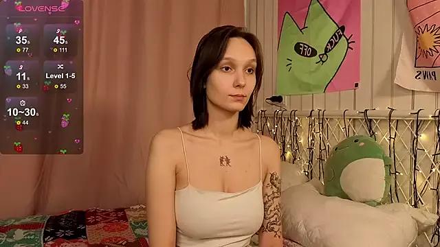 EugeniaFricker on StripChat 