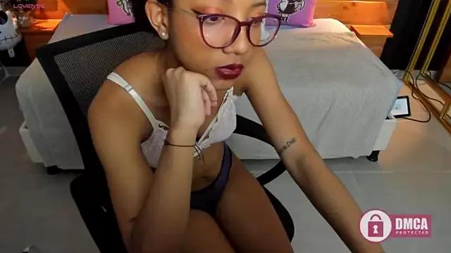 evangelin_park on StripChat 