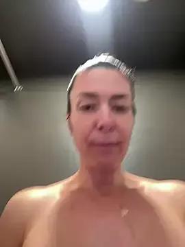 eveangelll on StripChat 