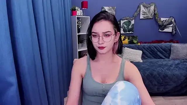 EveJune on StripChat 