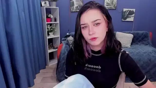 EveJune on StripChat 
