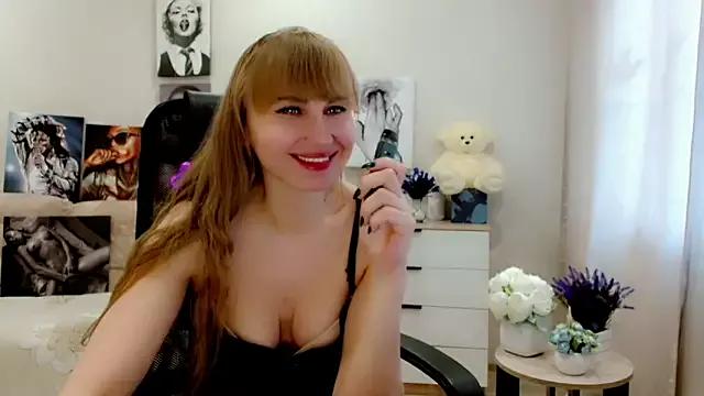 EveLove33 on StripChat 