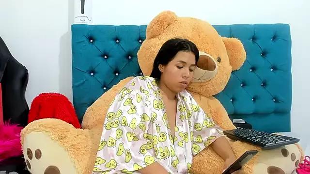 Fernanda_Rozo on StripChat 