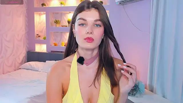 FloraDobb — Start day with showing my outfit!