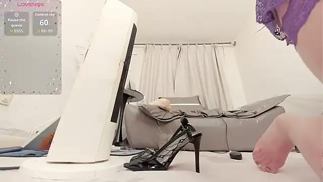 fox-yiyi — Private on StripChat