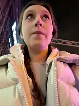 FroggyAnna — happy to see u Anna