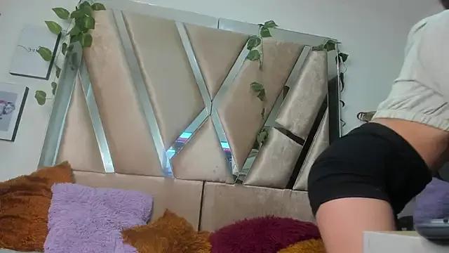 Funnygirl7 on StripChat 