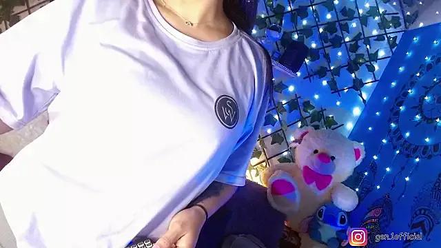 Gennesissss on StripChat 