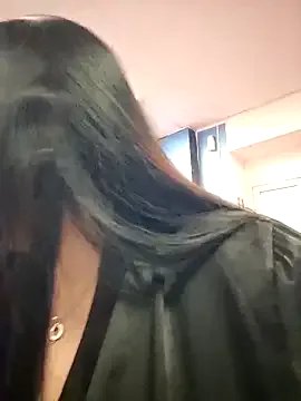 GeorgiaLerox — Feet close up