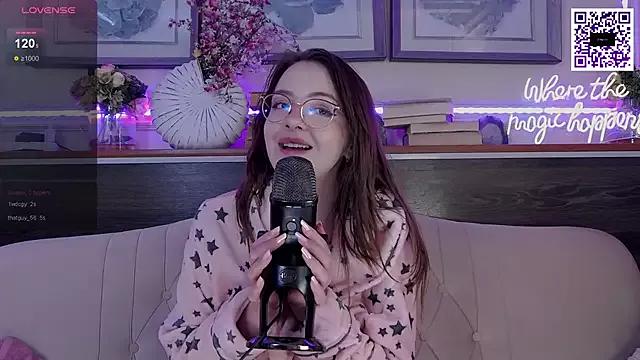 Ginger_Pie on StripChat 