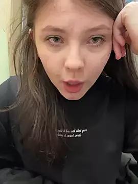 GinnyBlacky on StripChat 