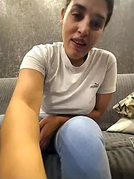 Gold--fish on StripChat 