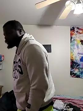 goodboybaddaddy on StripChat 