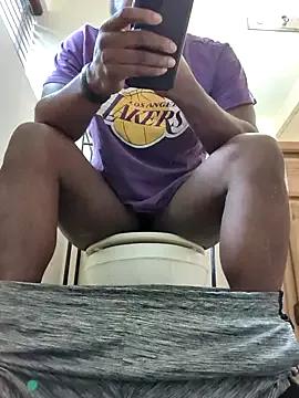 goodboybaddaddy on StripChat 