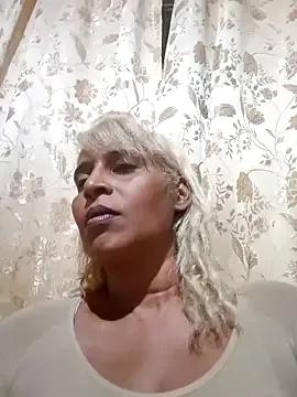Goodgirlsue_77 on StripChat 
