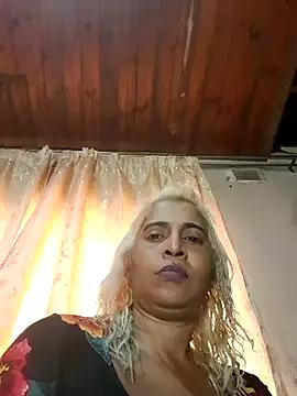 Goodgirlsue_77 on StripChat 