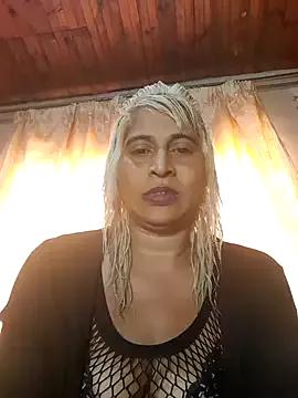 Goodgirlsue_77 on StripChat 