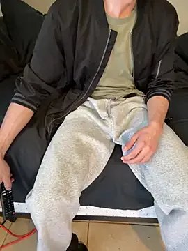 gymratforyouu — Get my clothes off