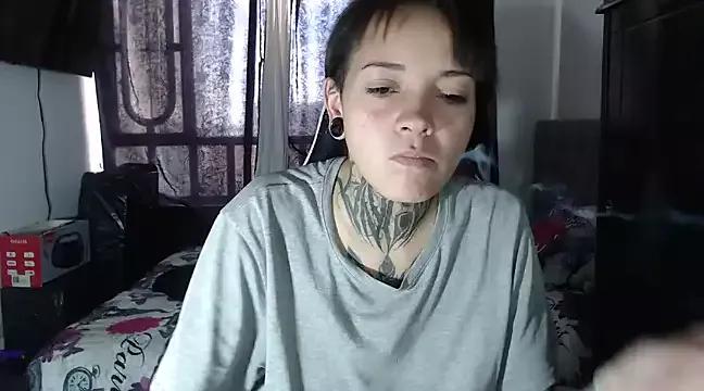 hann_ya06 on StripChat 