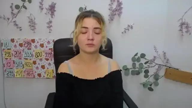 Hanna_Curly_ on StripChat 