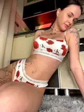 HelloDinaLuv on StripChat 