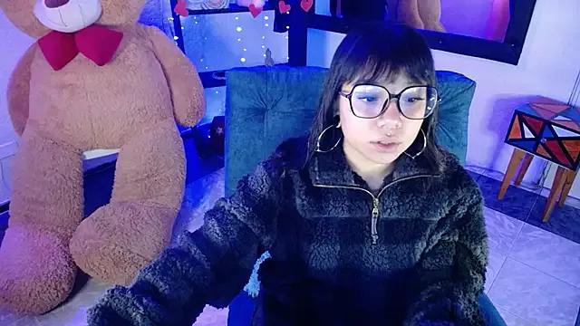 HelloKitty__ on StripChat 