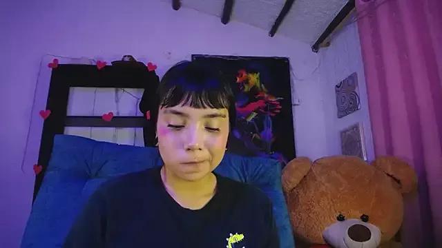 HelloKitty__ on StripChat 