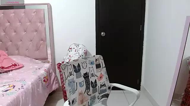 hellokitty__valery on StripChat 