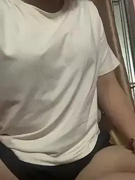 HenniJa on StripChat 