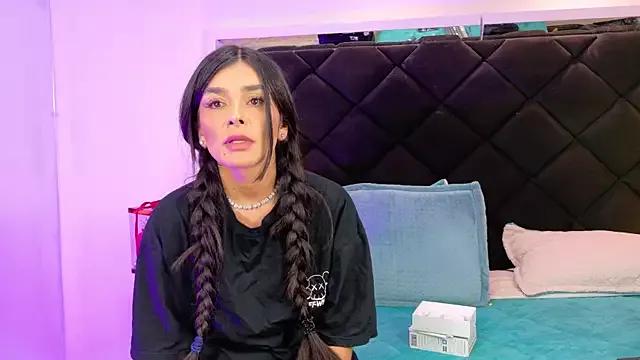 Holly_Brensonexx_ on StripChat 