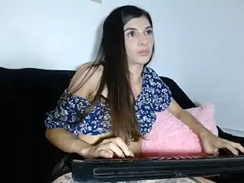 honey_darcy on StripChat 