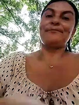 Horny-Mommy-Dirty on StripChat 