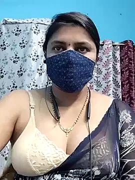 Indian-Indhuja on StripChat 