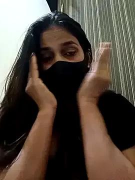 indianliza on StripChat 