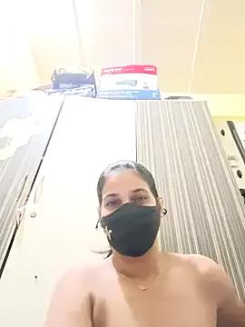 indianliza on StripChat 
