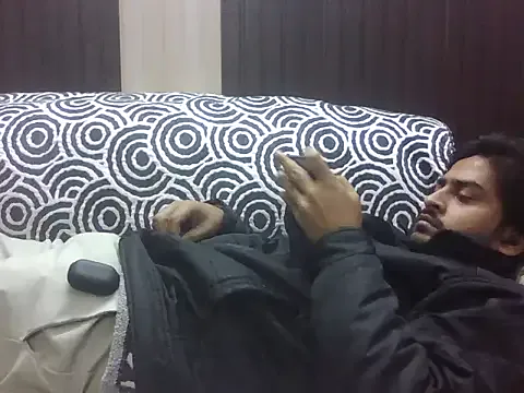 indihotguy on StripChat 