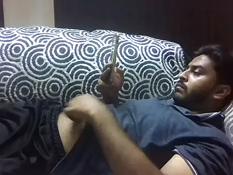 indihotguy on StripChat 