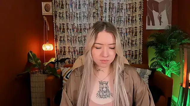 Iris_lexxx on StripChat 