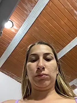 Iris_love18 on StripChat 