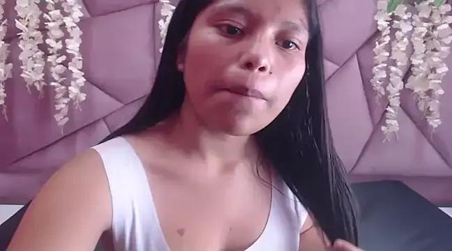 Isis_Brunett on StripChat 