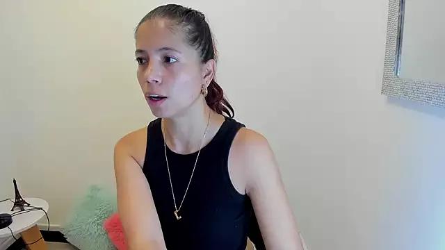 jeenn_1 on StripChat 