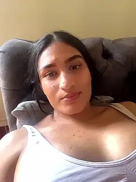 Jenniferstone4 on StripChat 