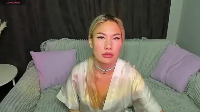 jenny_lovleyy on StripChat 