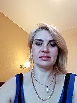 JennyOMay on StripChat 