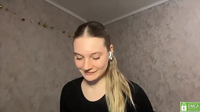 Jolievic — Adjust bra slowly