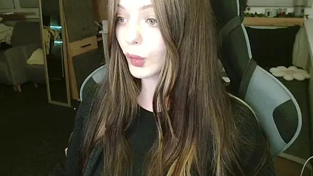 juice-peach on StripChat 