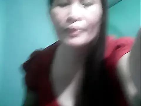 Juicy_69xx on StripChat 