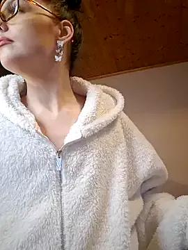 Jujuicy_97 on StripChat 