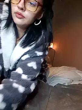 Jujuicy_97 on StripChat 